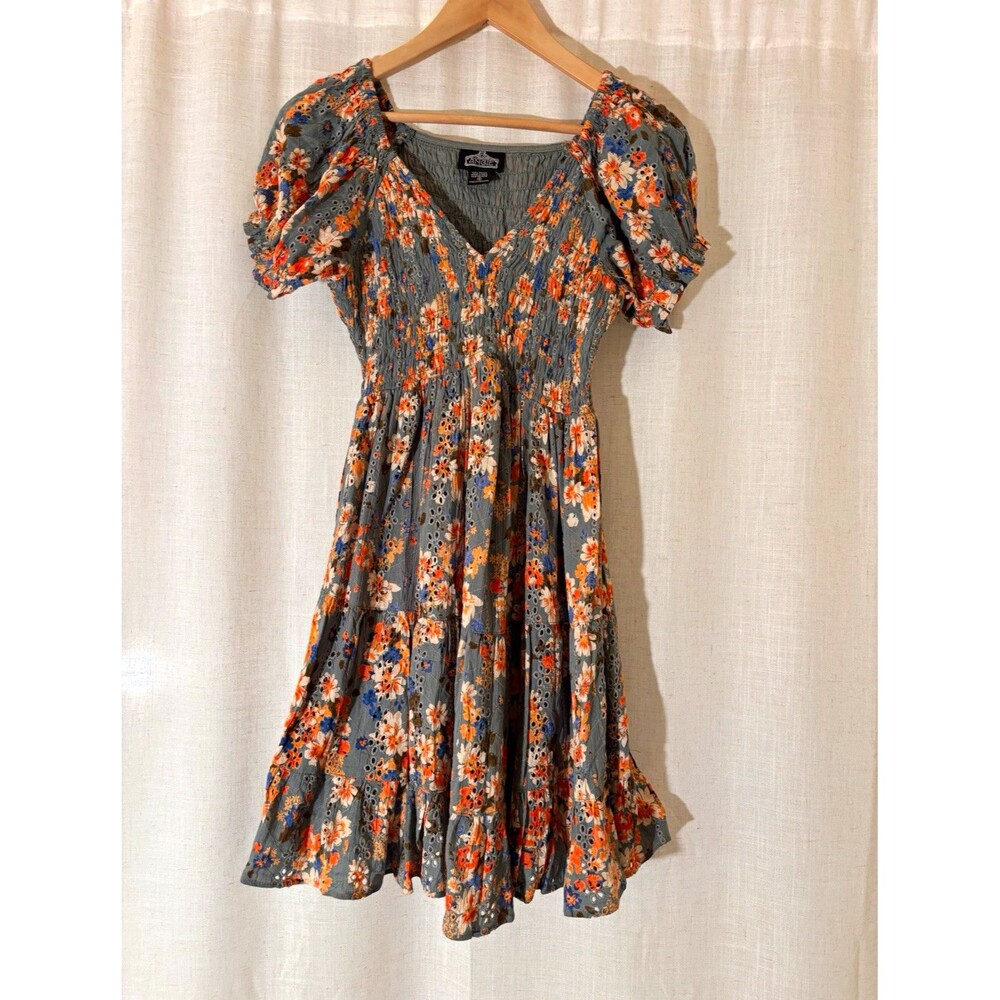 Angie Women’s S Gray Floral Cotton-Rayon Eyelet Smocked V-Neck Puff Sleeve Dress
